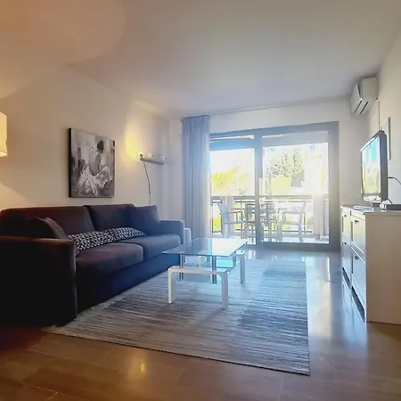Apartamento Conseil Immo -residence Avec Piscine, Avec Terrasse Pour 4 Personnes